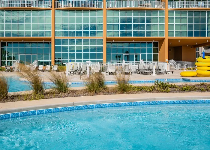 Phoenix Gulf Towers 2202 Apartment